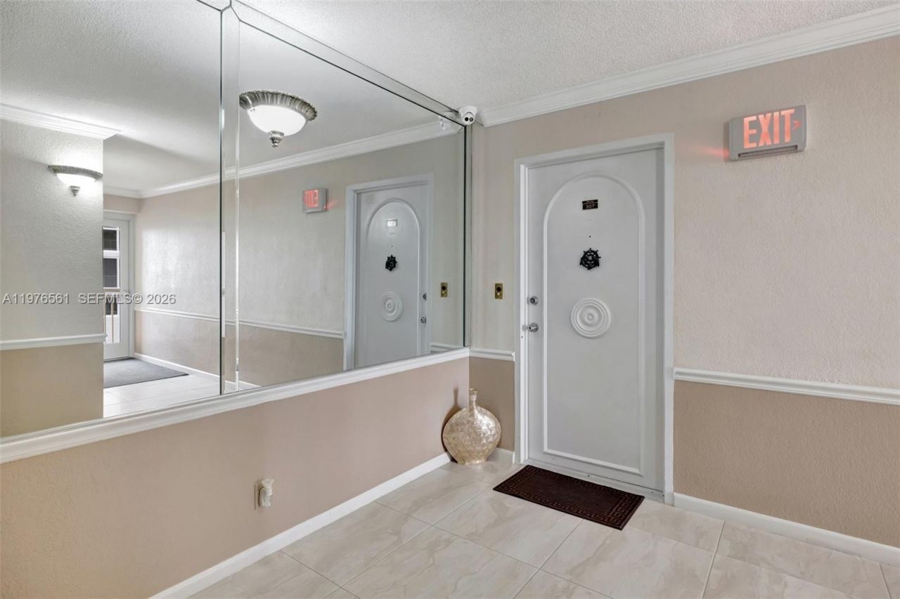 4100 Galt Ocean Dr , Unit 307, Fort Lauderdale, FL 33308 Photo