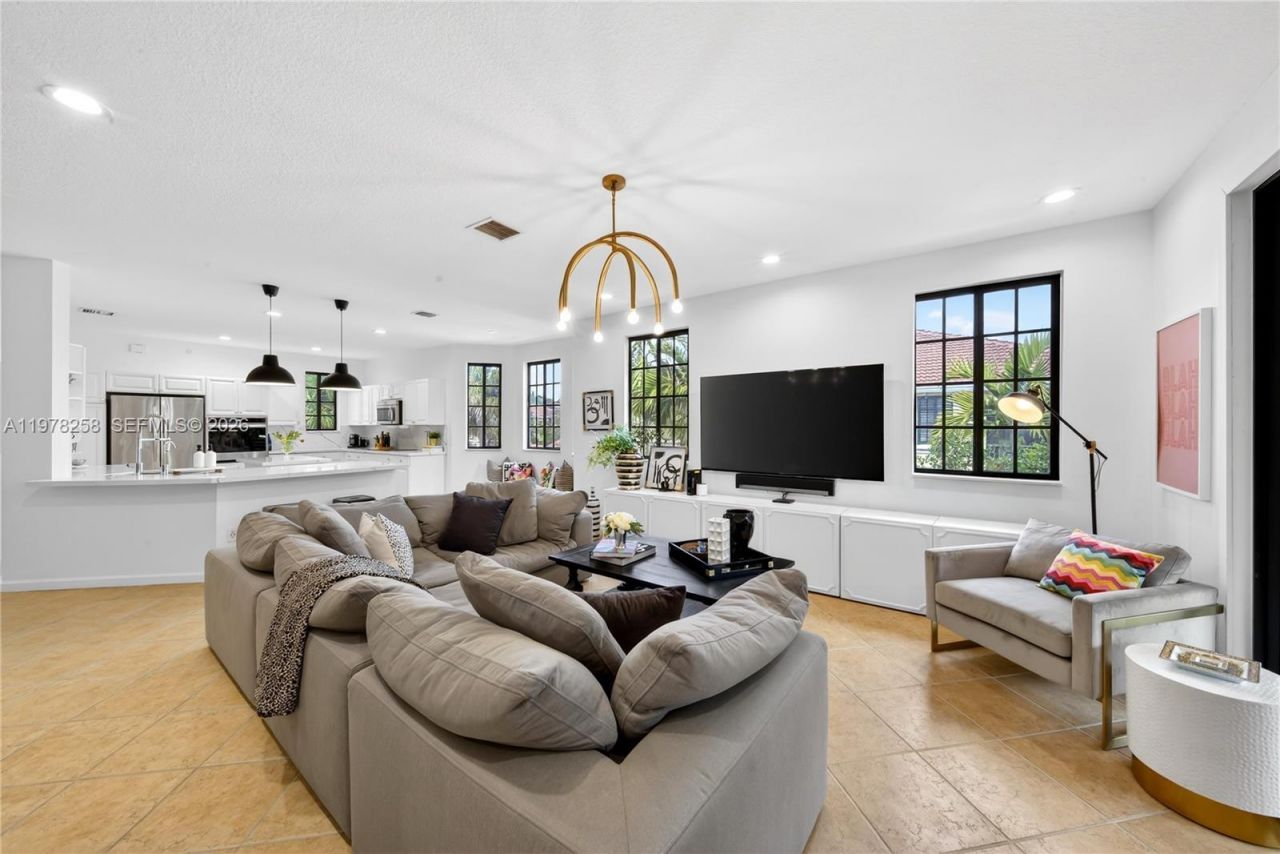 1506 Passion Vine Cir, Unit 23-3, Weston, FL 33326 Photo