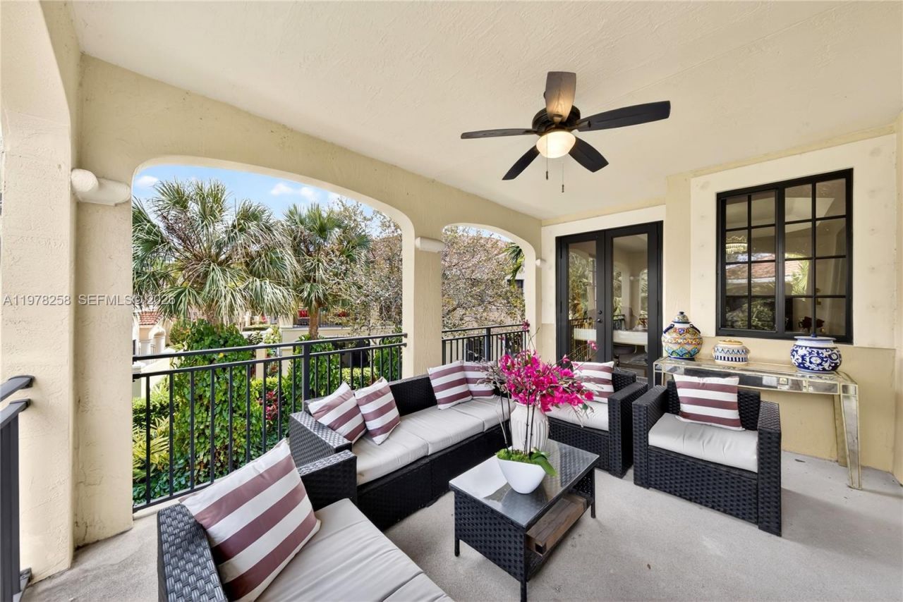 1506 Passion Vine Cir, Unit 23-3, Weston, FL 33326 Photo