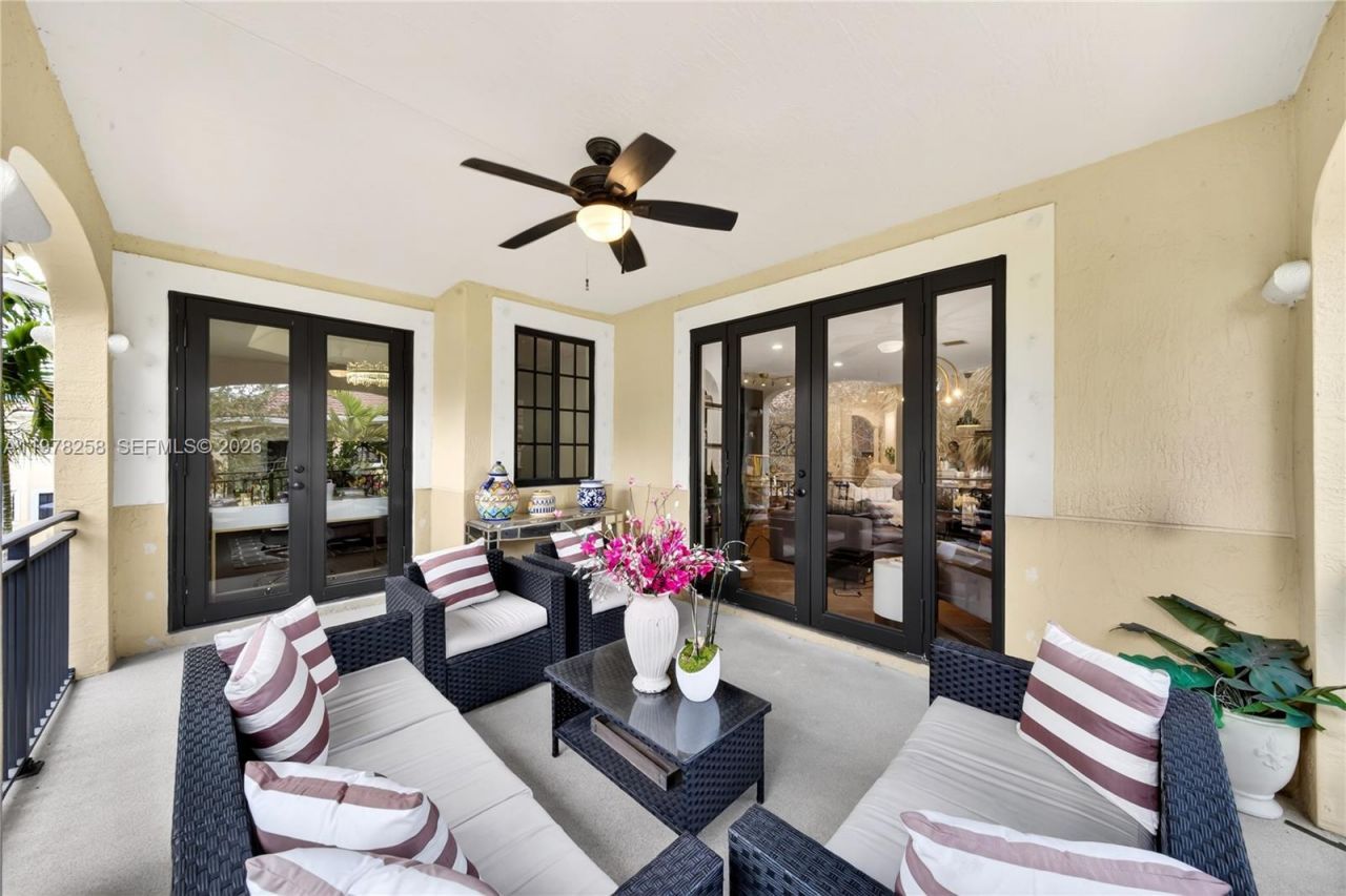 1506 Passion Vine Cir, Unit 23-3, Weston, FL 33326 Photo