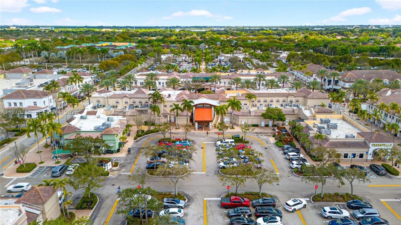 1506 Passion Vine Cir, Unit 23-3, Weston, FL 33326 Photo