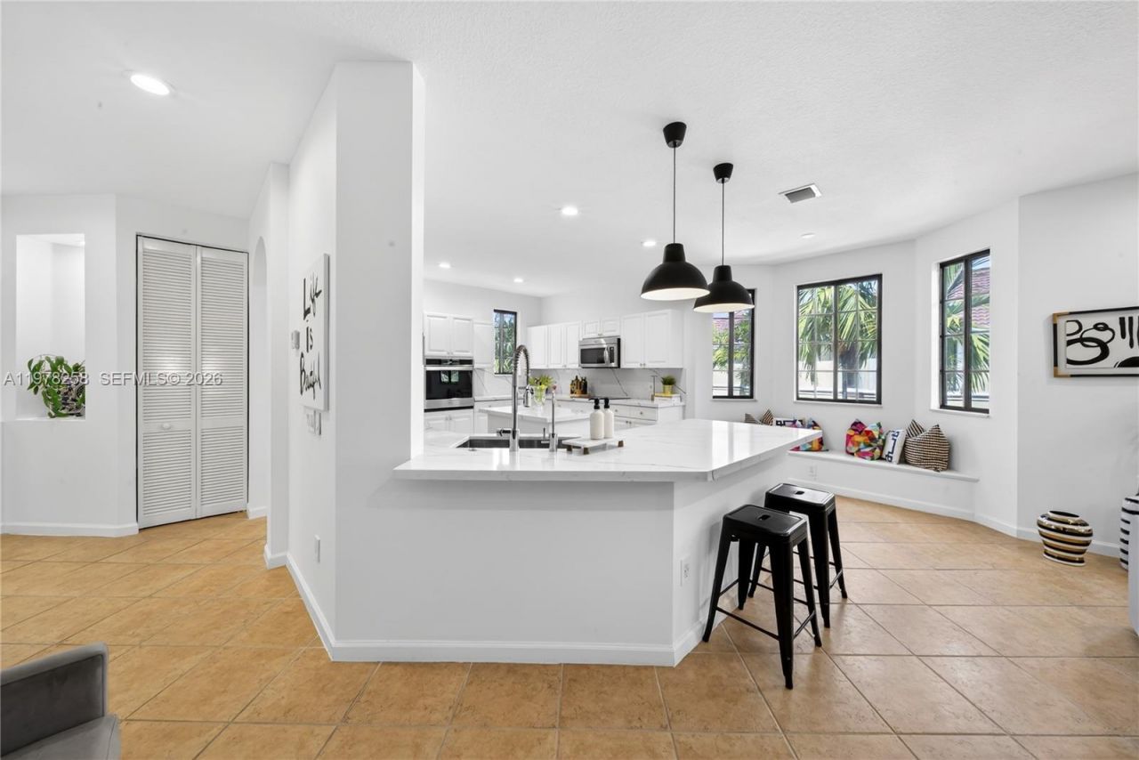 1506 Passion Vine Cir, Unit 23-3, Weston, FL 33326 Photo