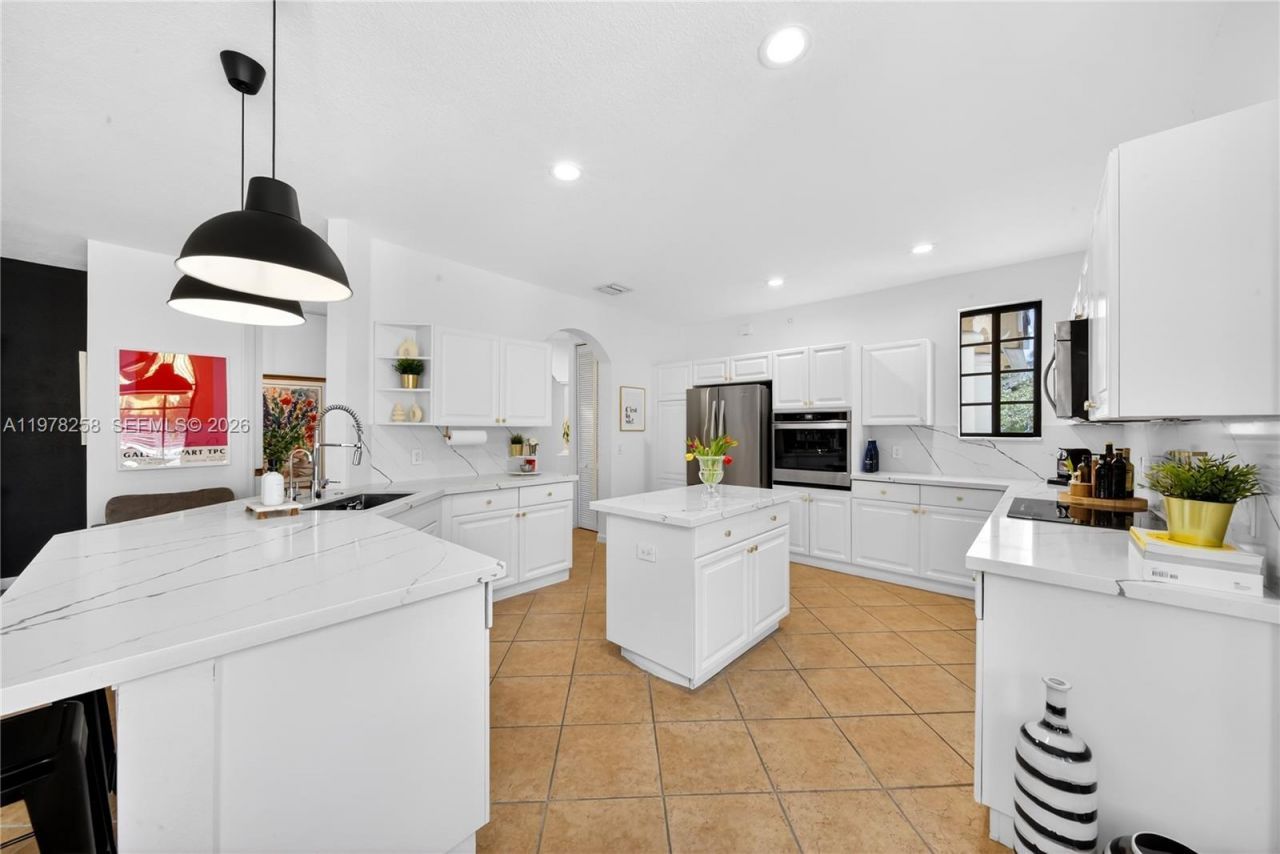 1506 Passion Vine Cir, Unit 23-3, Weston, FL 33326 Photo