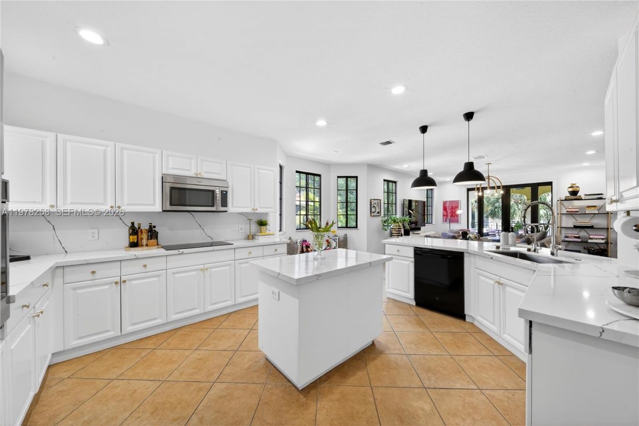 1506 Passion Vine Cir, Unit 23-3, Weston, FL 33326 Photo