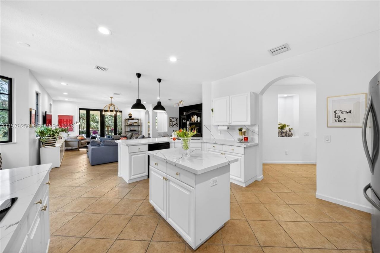 1506 Passion Vine Cir, Unit 23-3, Weston, FL 33326 Photo