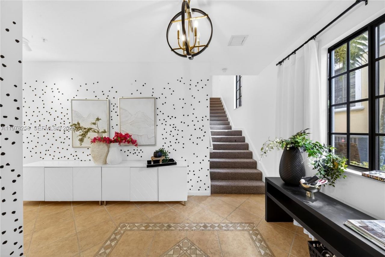 1506 Passion Vine Cir, Unit 23-3, Weston, FL 33326 Photo