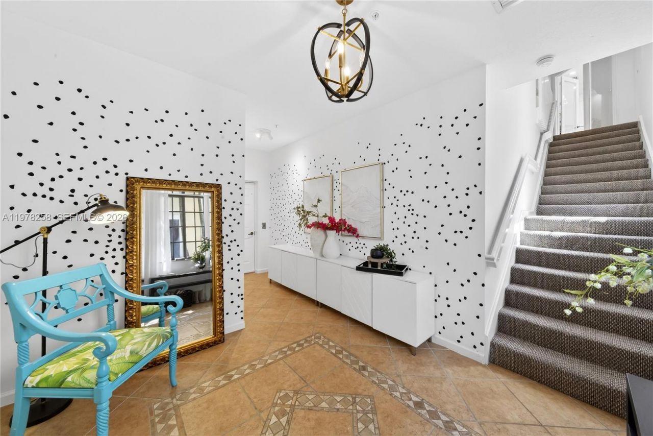 1506 Passion Vine Cir, Unit 23-3, Weston, FL 33326 Photo