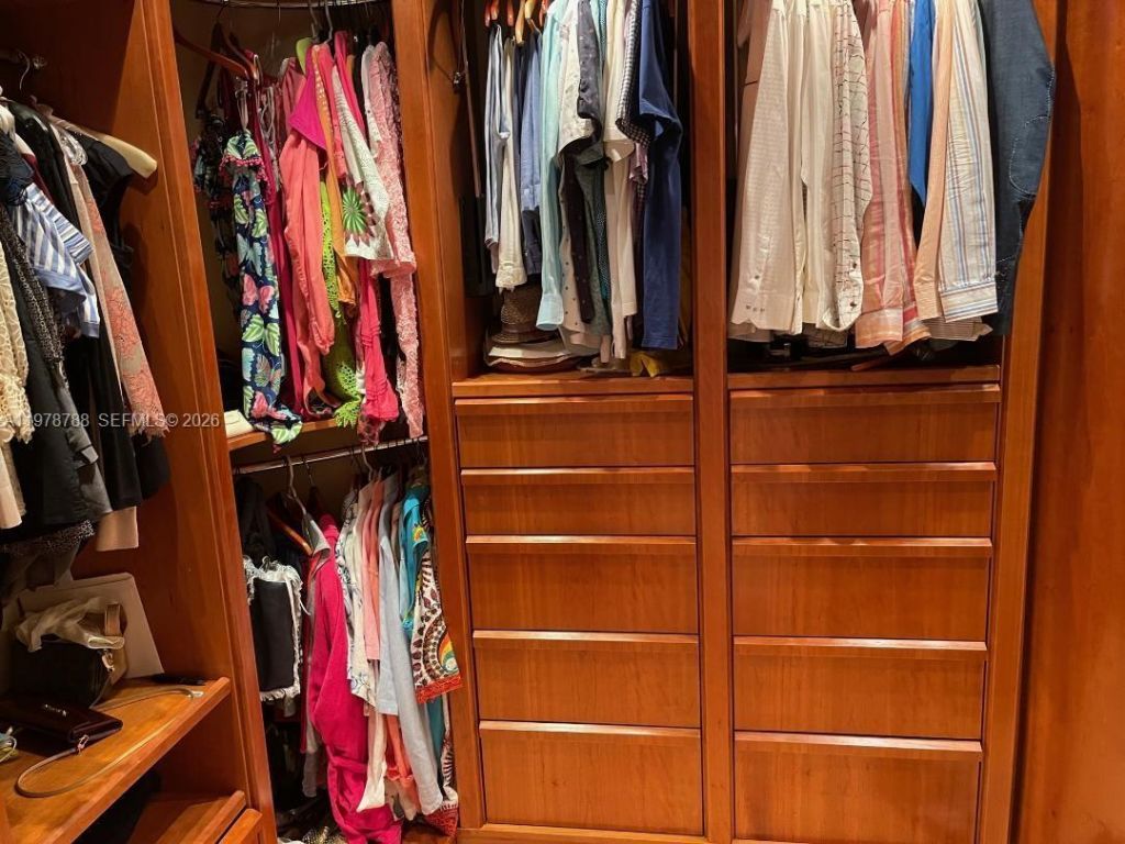 16445 Collins Ave , Unit 2328, Sunny Isles Beach, FL 33160 Photo