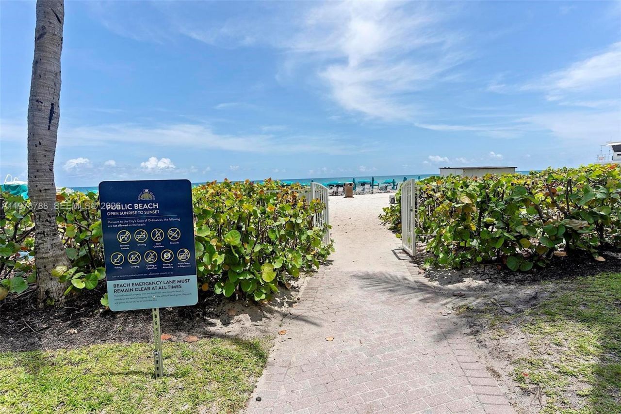 16445 Collins Ave, Unit 2328, Sunny Isles Beach, FL 33160 Photo