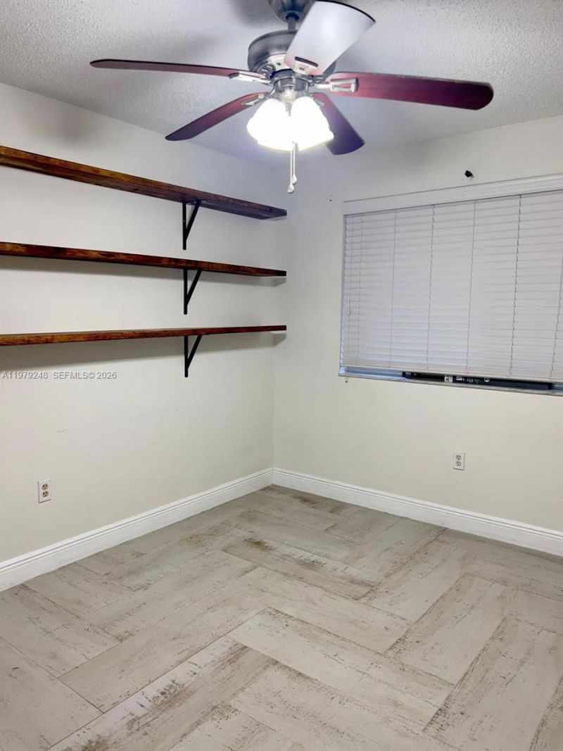 568 N University Dr , Unit 568, Plantation, FL 33324 Photo