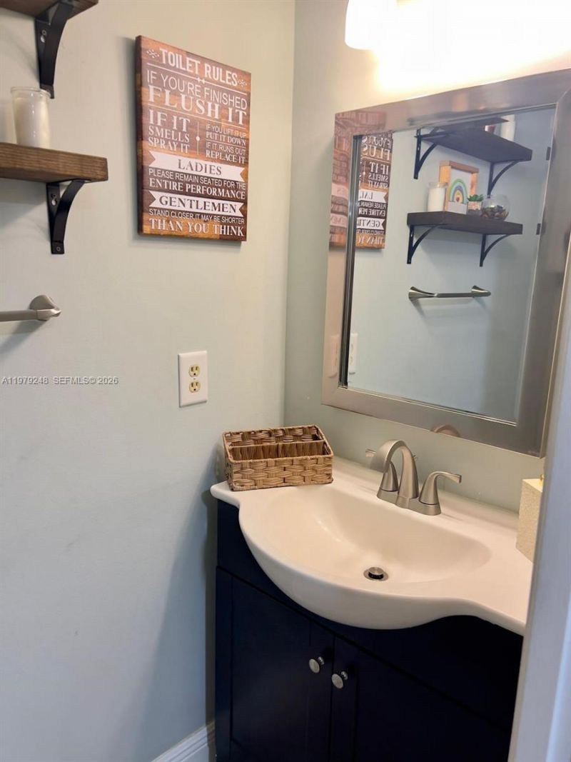 568 N University Dr , Unit 568, Plantation, FL 33324 Photo