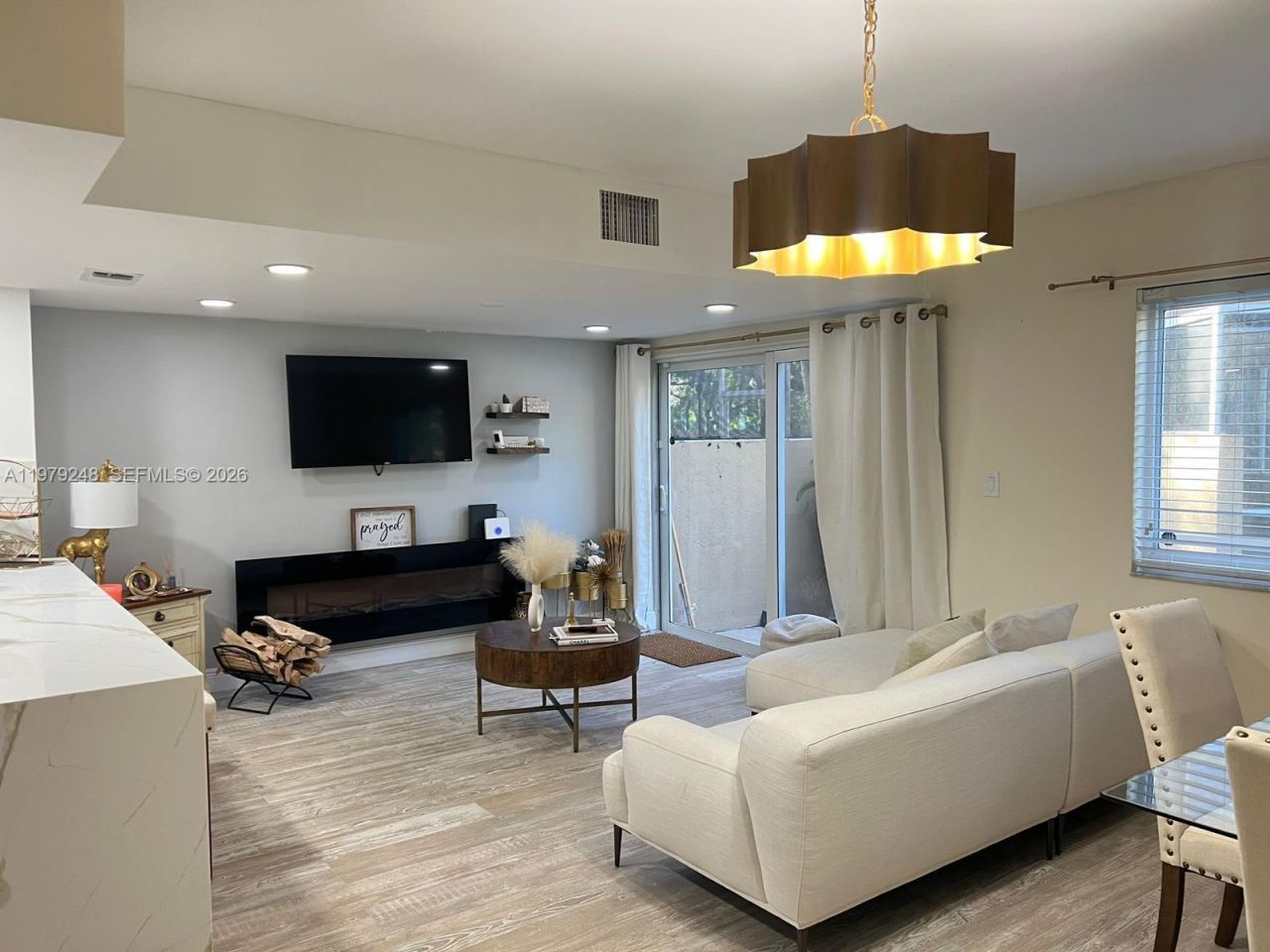 568 N University Dr , Unit 568, Plantation, FL 33324 Photo