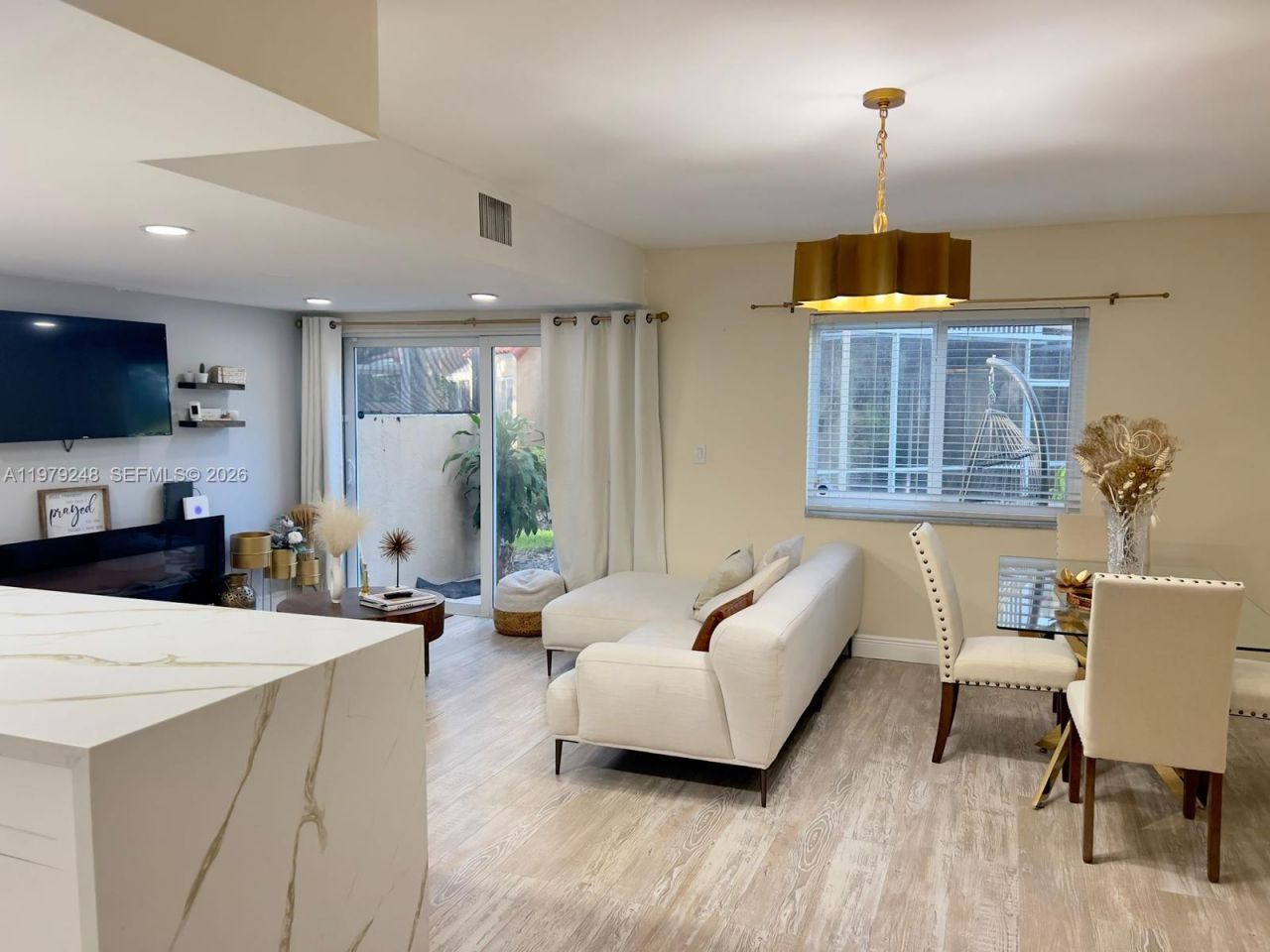 568 N University Dr , Unit 568, Plantation, FL 33324 Photo