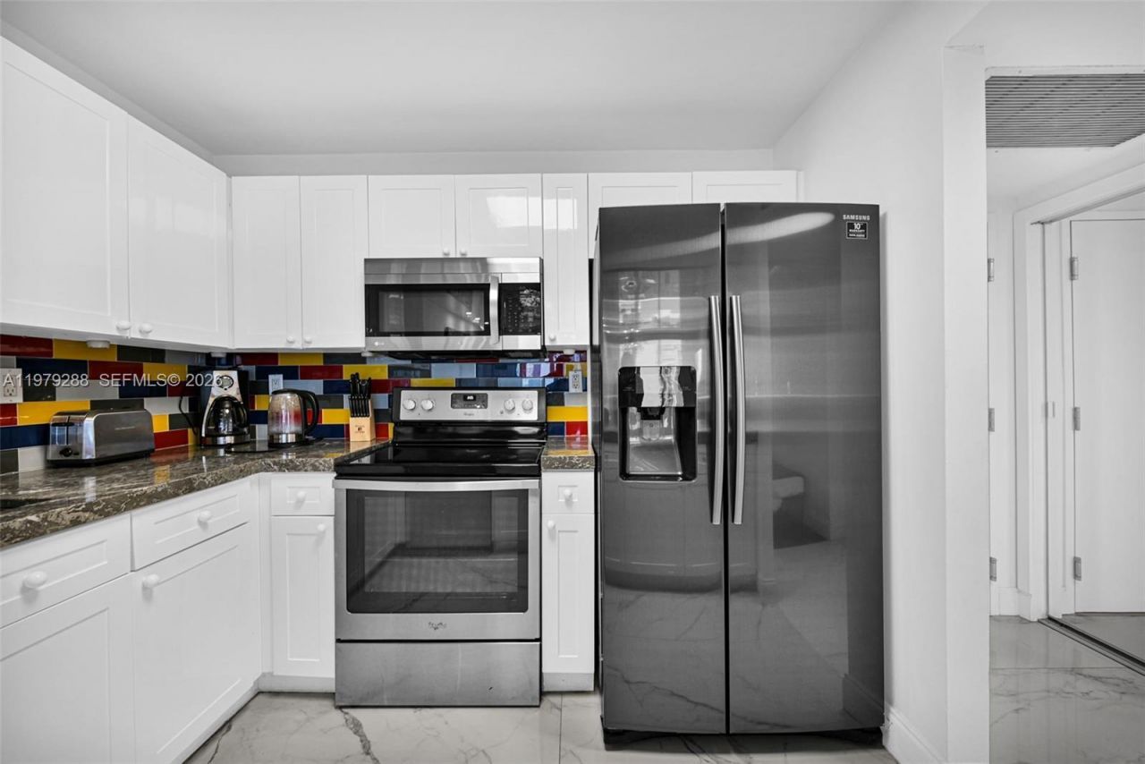 2301 Collins Ave , Unit 1204, Miami Beach, FL 33139 Photo