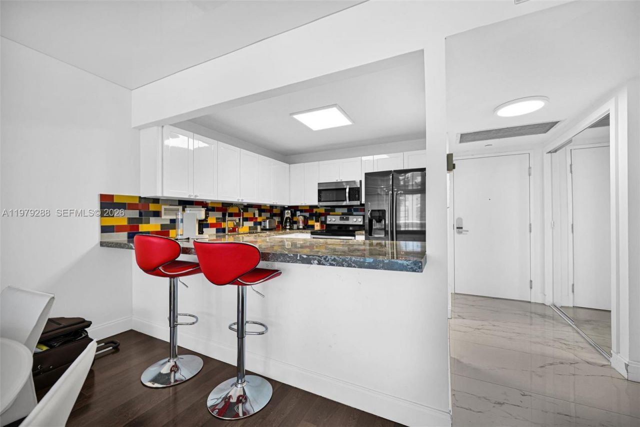 2301 Collins Ave , Unit 1204, Miami Beach, FL 33139 Photo