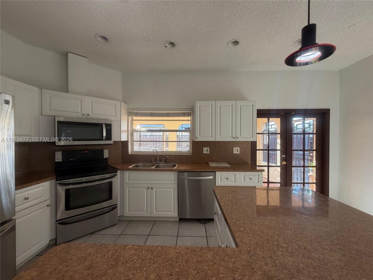 1090 NW 128th Ct, Miami, FL 33182 Photo