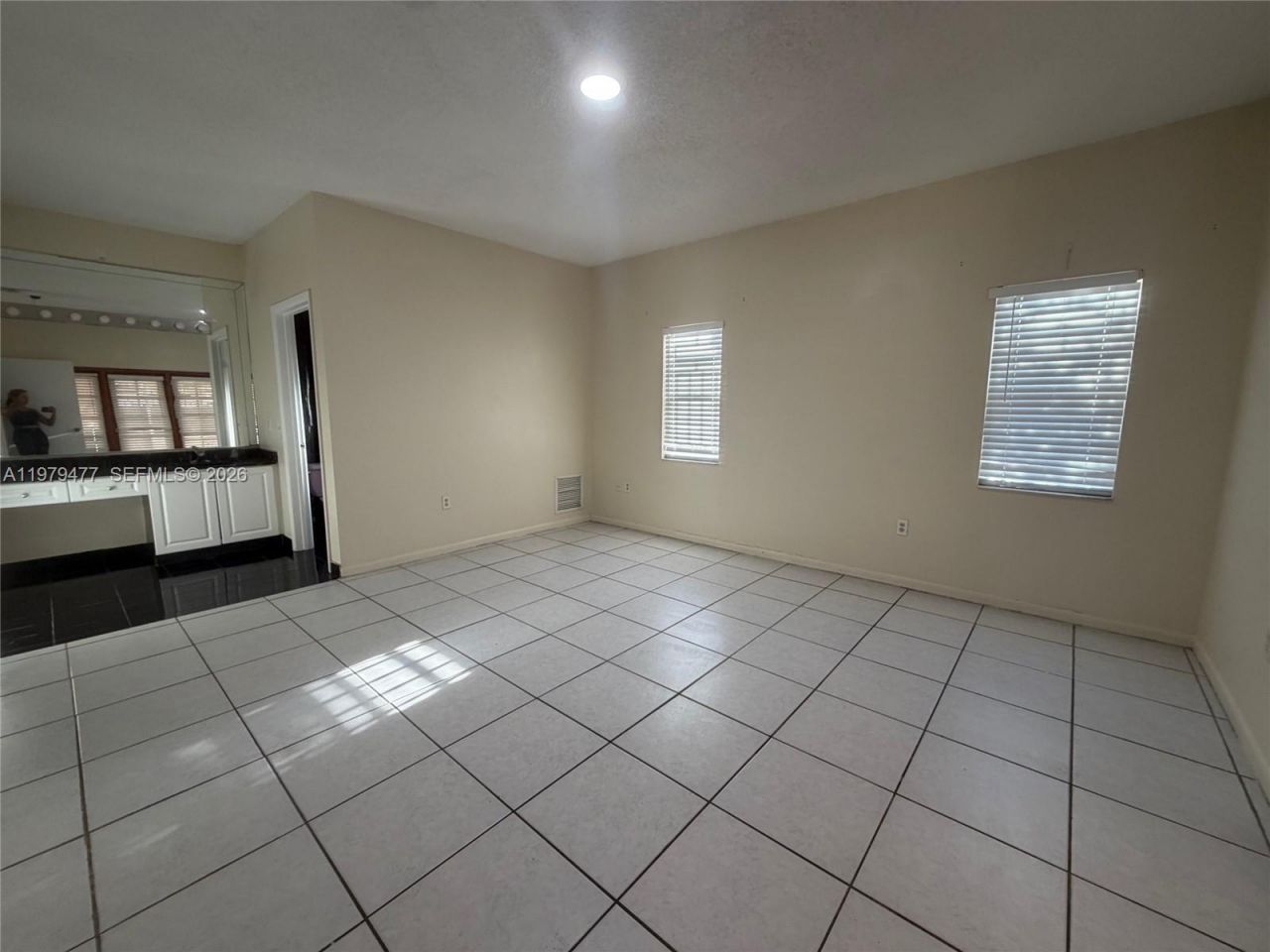 1090 NW 128th Ct, Miami, FL 33182 Photo