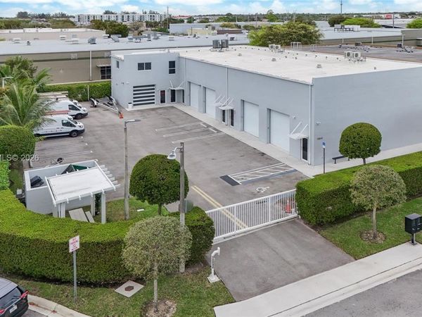 13040 SW 123rd Ave , Miami, FL 33186