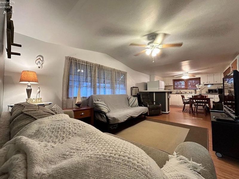 3575 NE Catawba Road, Unit 18, Port Clinton, OH 43452 Photo 12