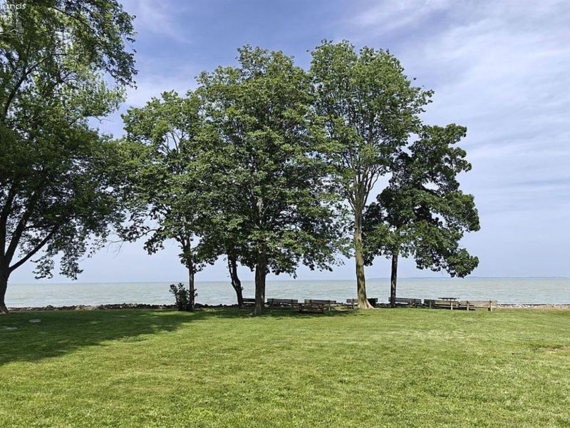 3575 NE Catawba Road, Unit 18, Port Clinton, OH 43452 Photo 18