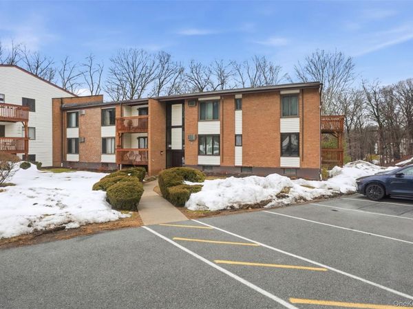 3 Hook Road, Unit 15A, Poughkeepsie, NY 12601