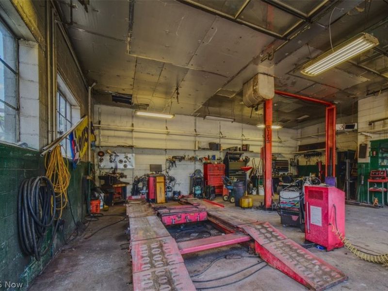 1555 Brown Street, Akron, OH 44301 Photo 8