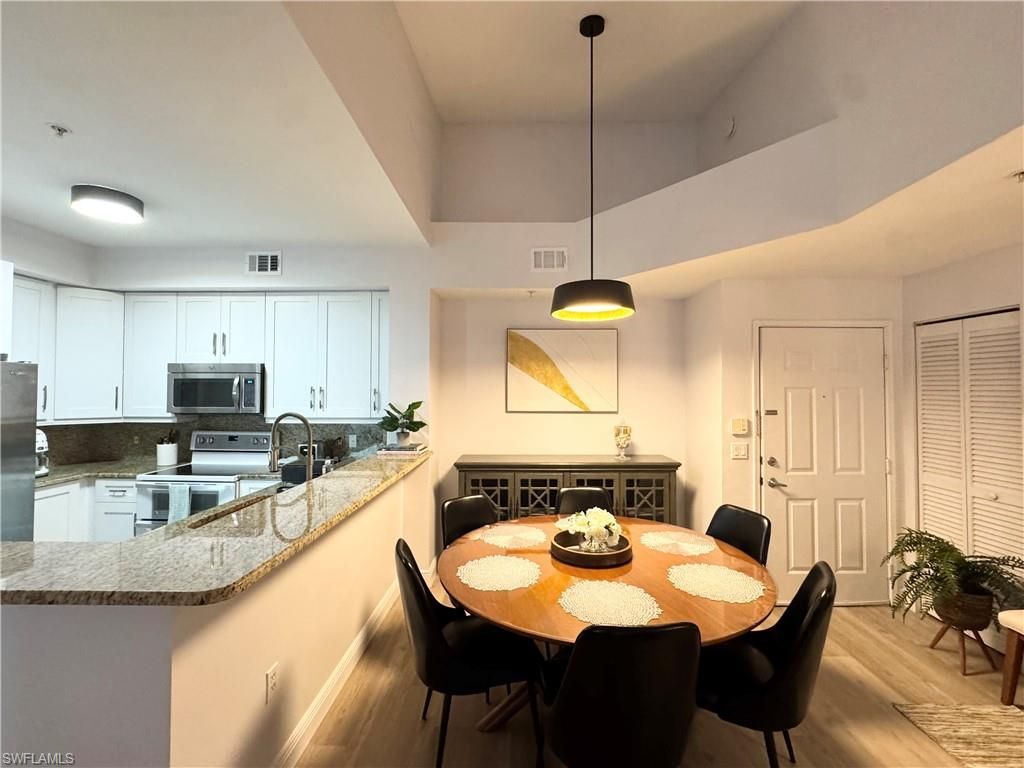 1190 Reserve Way, Unit 304, Naples, FL 34105 Photo