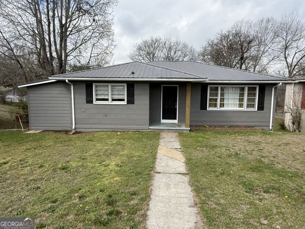 2522 Moore, Anniston, AL 36201