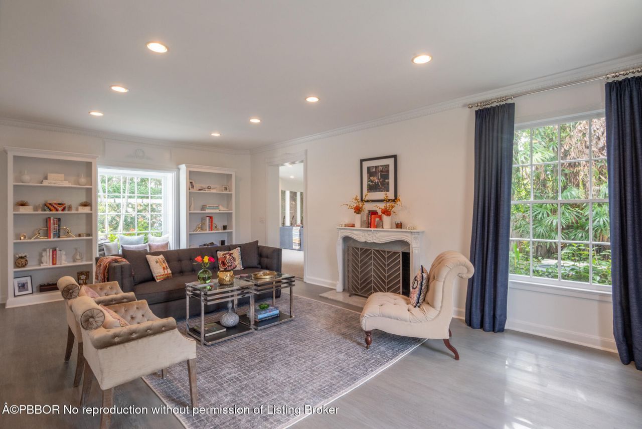 361 Crescent Drive, Palm Beach, FL 33480 Photo