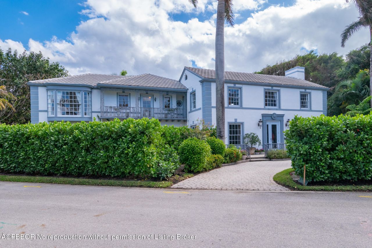 361 Crescent Drive, Palm Beach, FL 33480 Photo