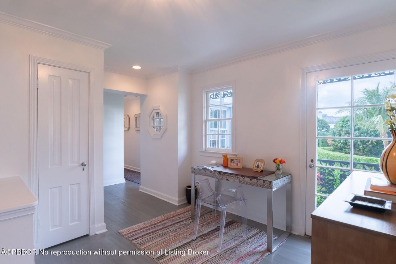 361 Crescent Drive, Palm Beach, FL 33480 Photo