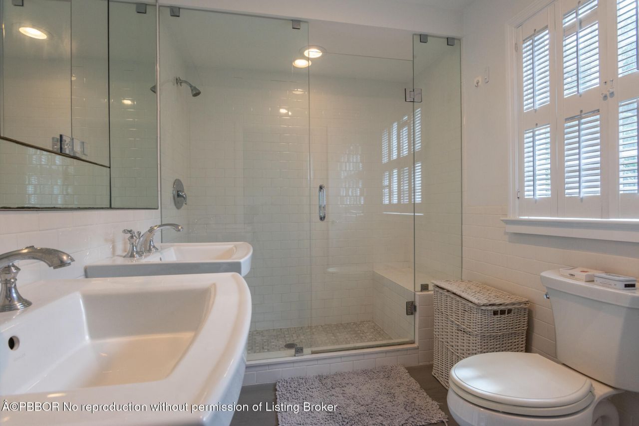 361 Crescent Drive, Palm Beach, FL 33480 Photo