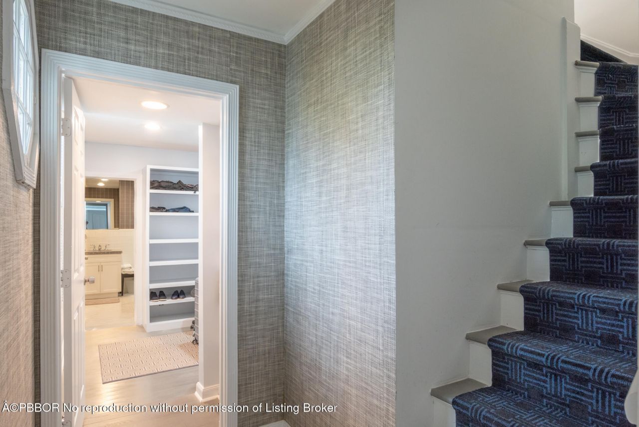 361 Crescent Drive, Palm Beach, FL 33480 Photo