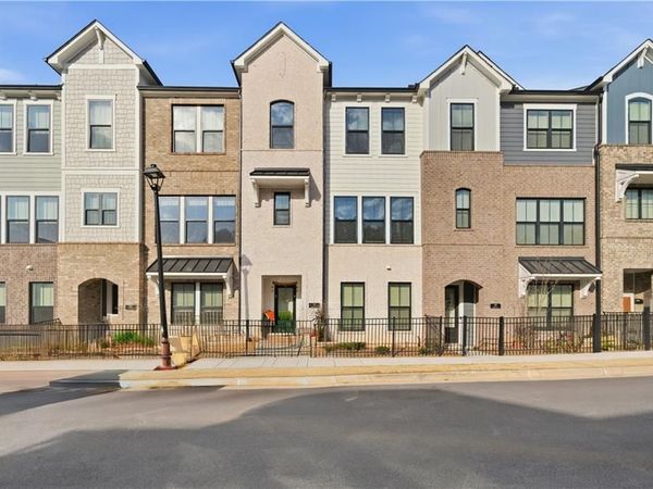 375 Walker Avenue, Alpharetta, GA 30076