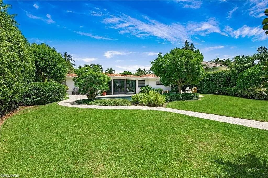 1600 Curlew Ave, Naples, FL 34102 Photo