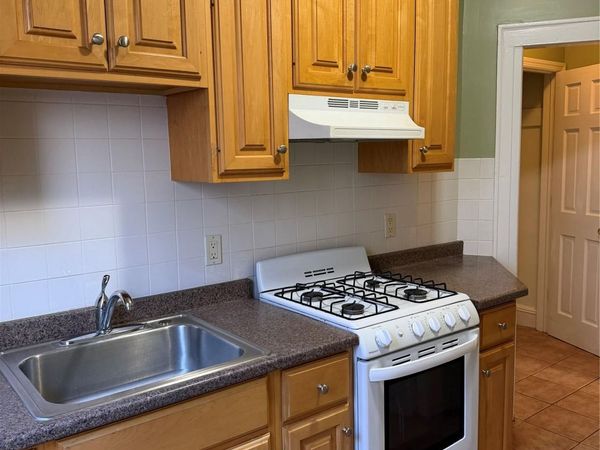 322 Jericho Turnpike, Floral Park, NY 11001