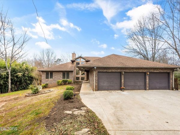 3031 Shadow Brook Drive , Maryville, TN 37803