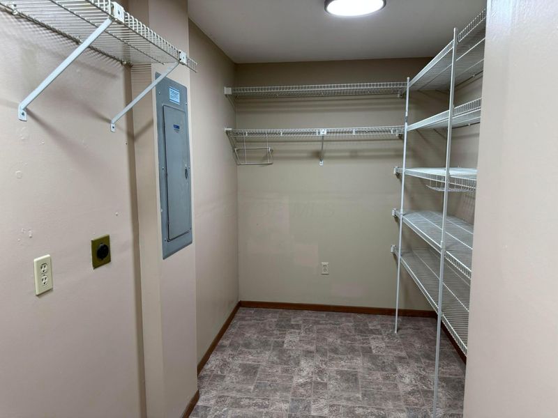 7337 Woodlow Drive , Reynoldsburg, OH 43068 Photo 5