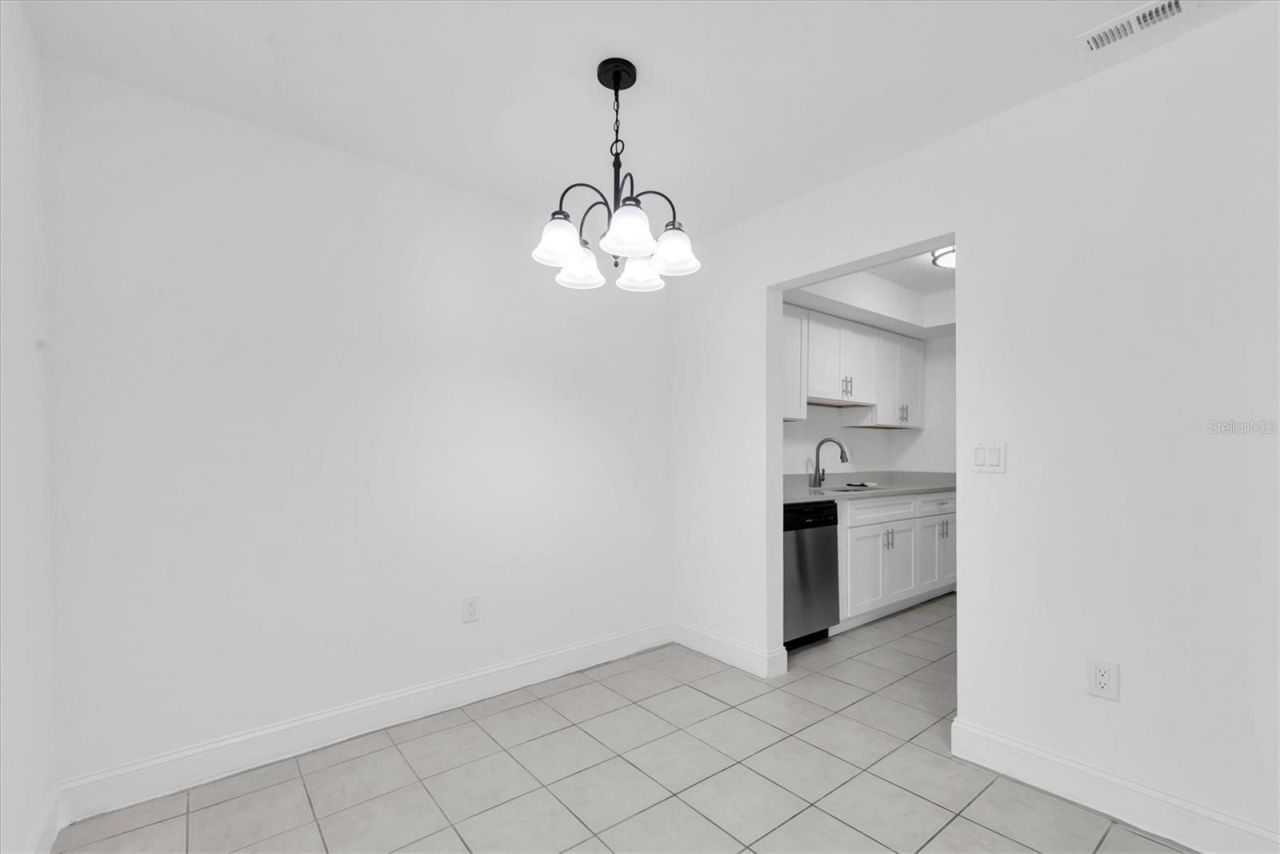 11410 8th Way N, Unit 311, Saint Petersburg, FL 33716 Photo