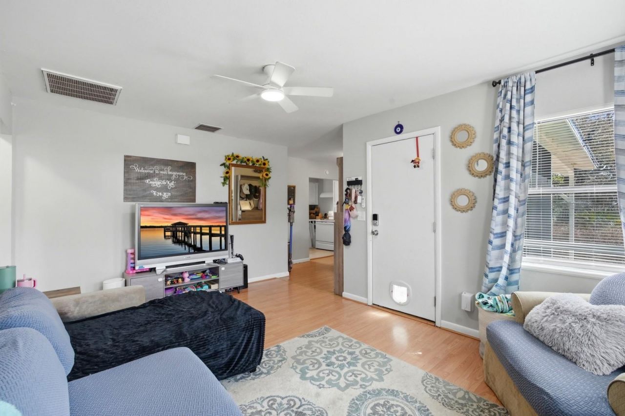 2627 Myrtle Avenue , Mims, FL 32754 Photo