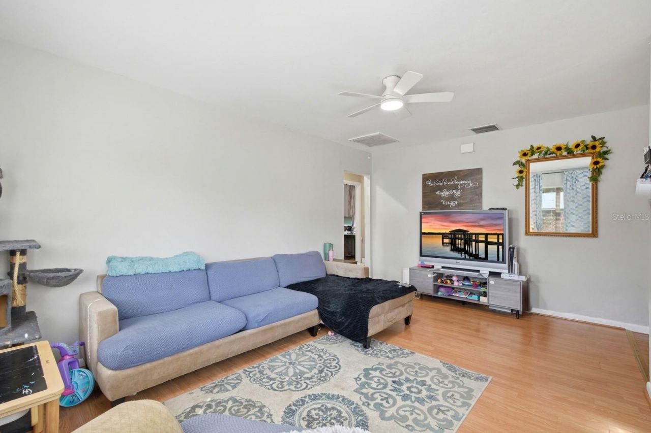 2627 Myrtle Avenue , Mims, FL 32754 Photo