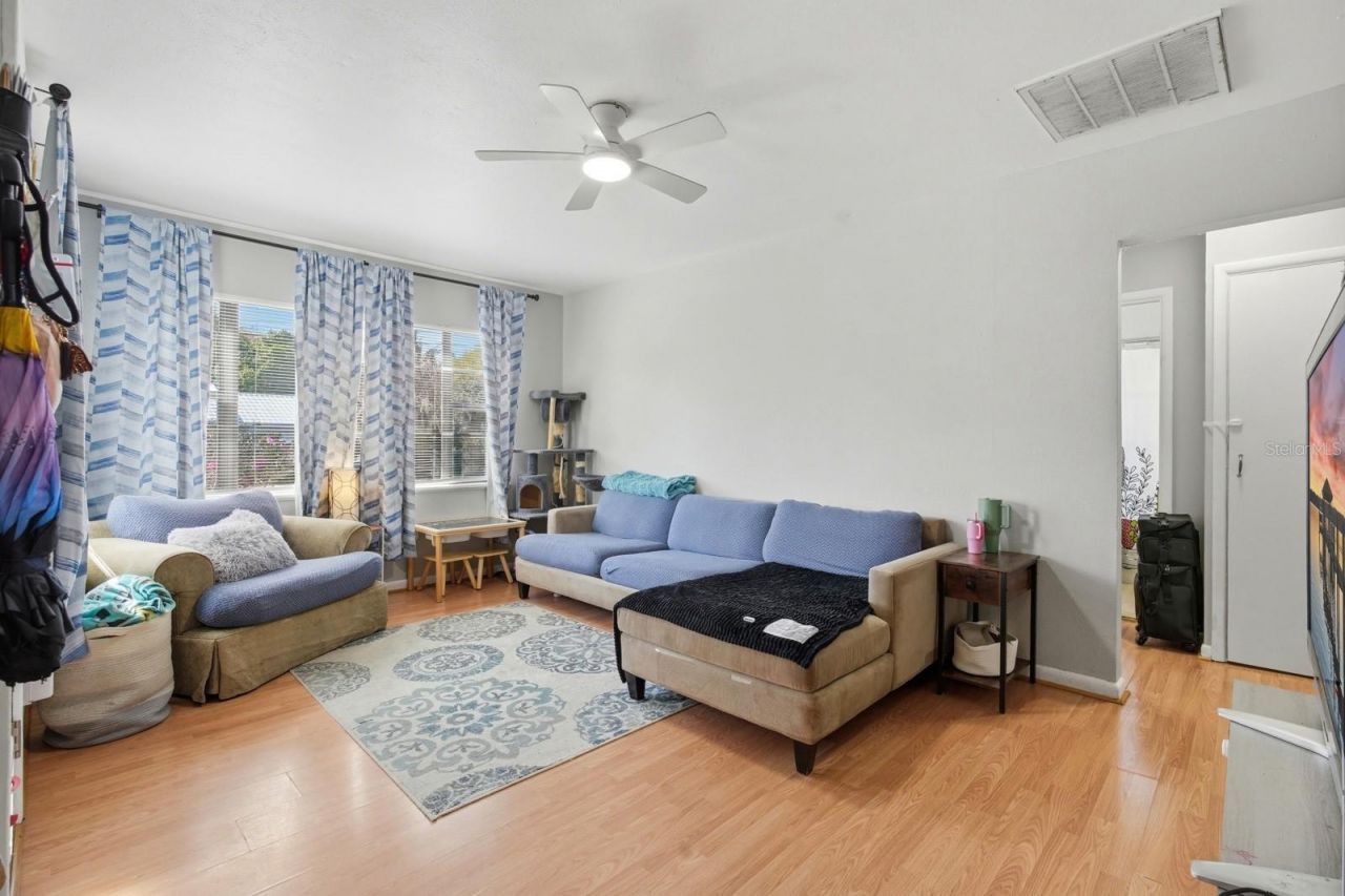 2627 Myrtle Avenue , Mims, FL 32754 Photo