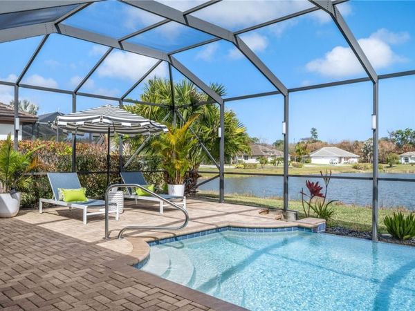 1110 Camelot Way, Vero Beach, FL 32966