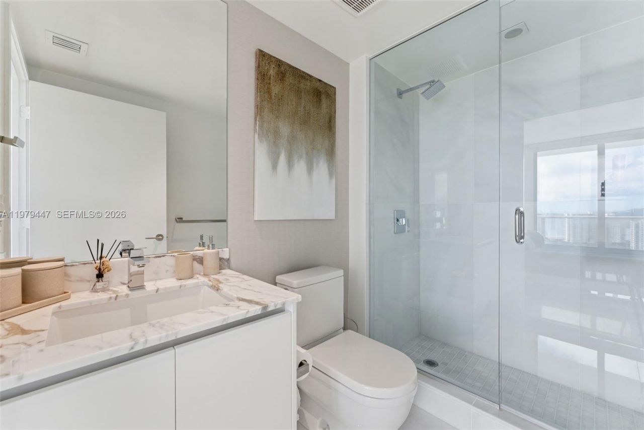 330 Sunny Isles Blvd, Unit 5-2304, Sunny Isles Beach, FL 33160 Photo