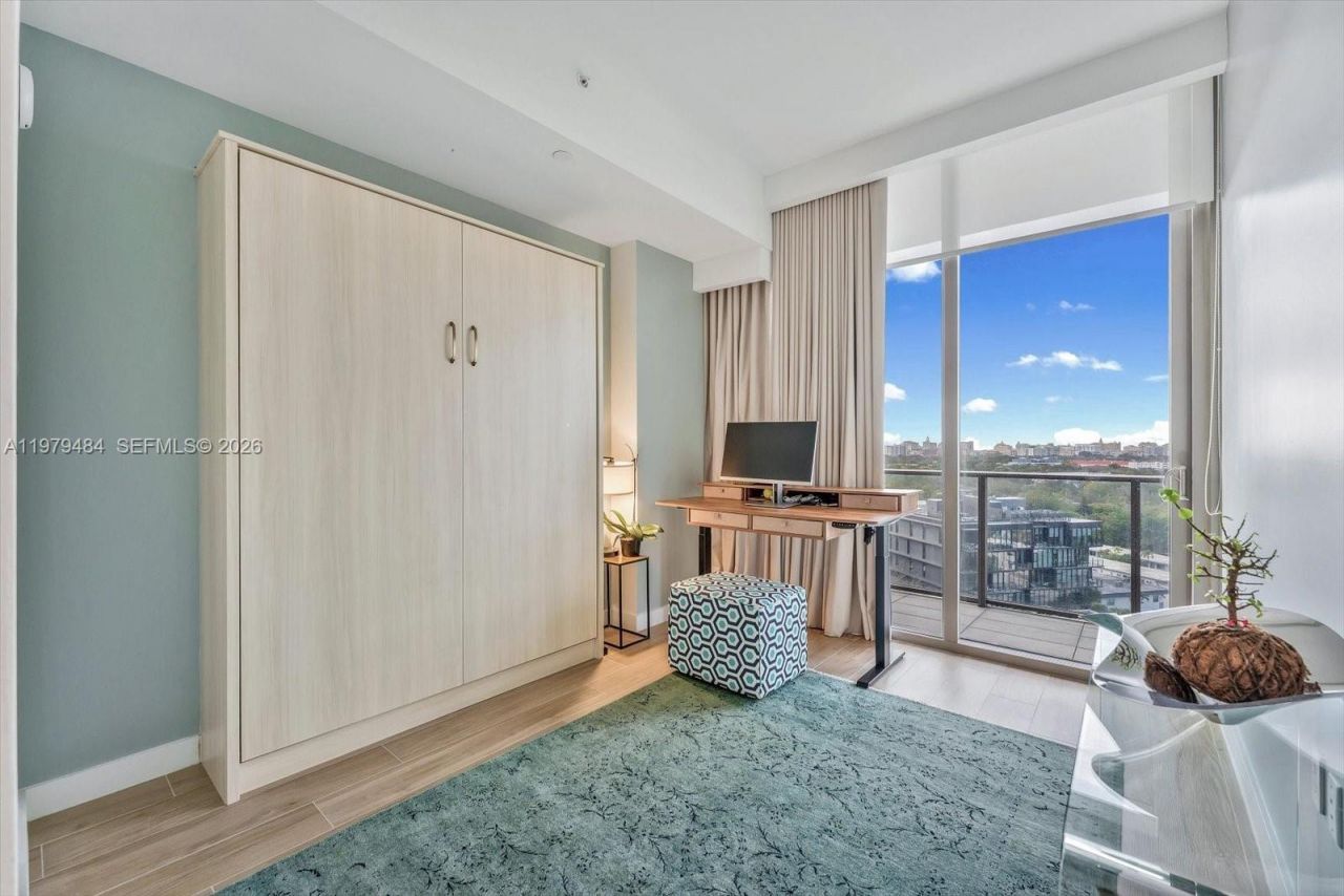 2678 Tigertail Ave , Unit 902, Miami, FL 33133 Photo