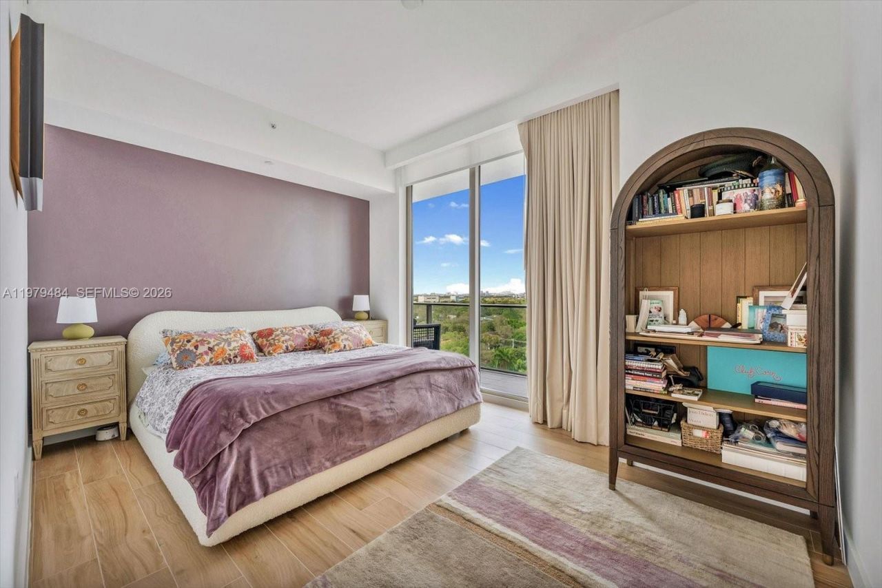 2678 Tigertail Ave , Unit 902, Miami, FL 33133 Photo