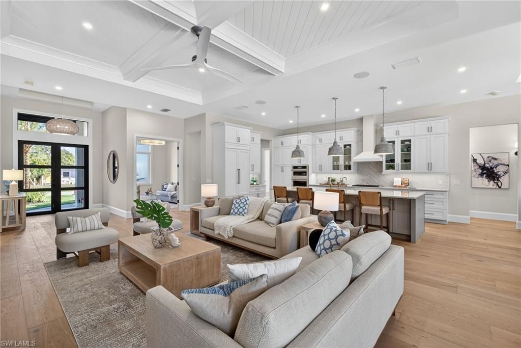 766 95th Ave N, Naples, FL 34108 Photo