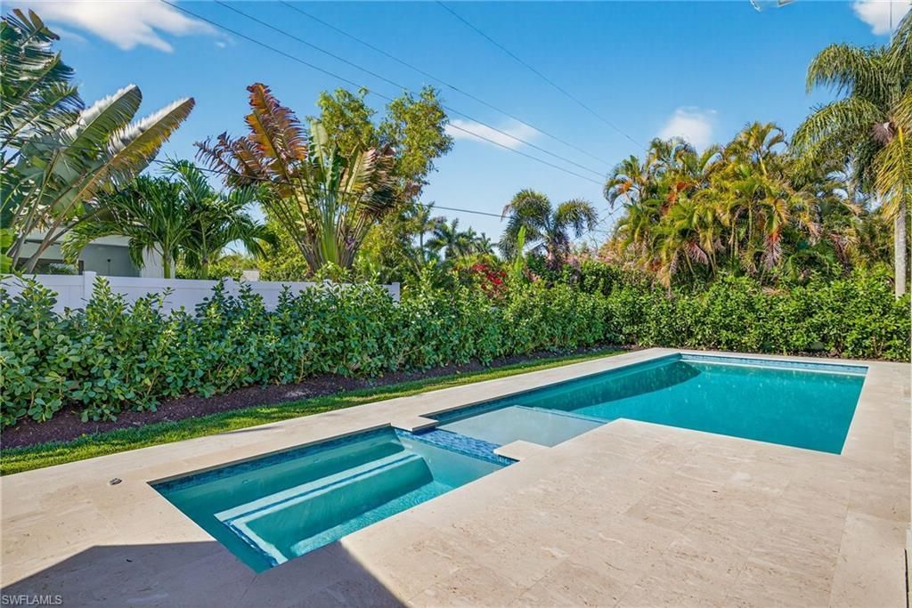 766 95th Ave N, Naples, FL 34108 Photo