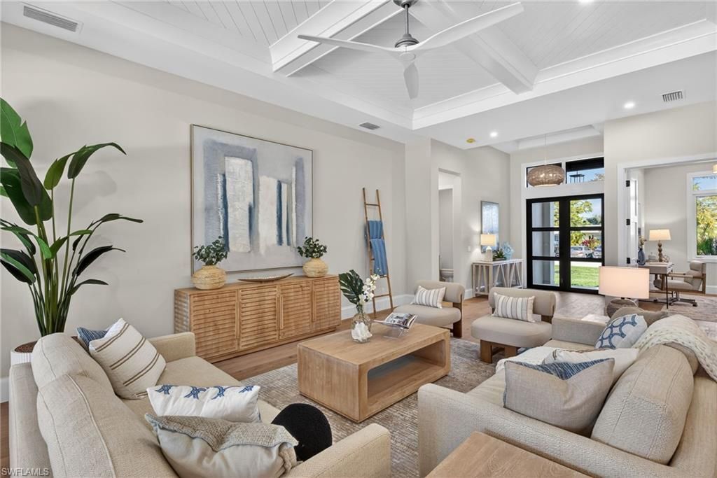 766 95th Ave N, Naples, FL 34108 Photo
