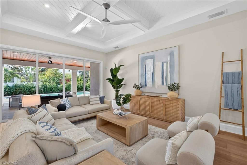 766 95th Ave N, Naples, FL 34108 Photo
